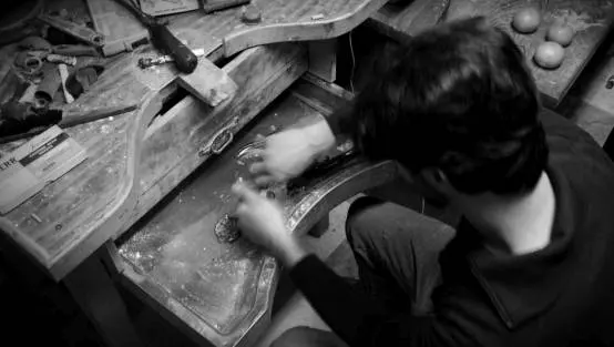 Cursos y formación en joyería artesanal